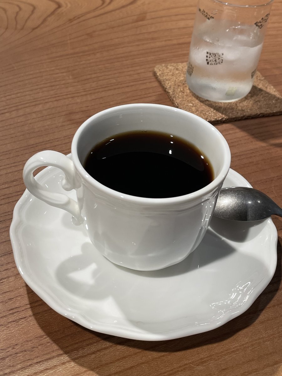 birdrush's tweet photo. 「h2O CAFE 昼行燈」で「コーヒー」を頂きました☕︎ 美味しかったです。

#鳥急ぎ https://t.co/W4BoCdGxwj