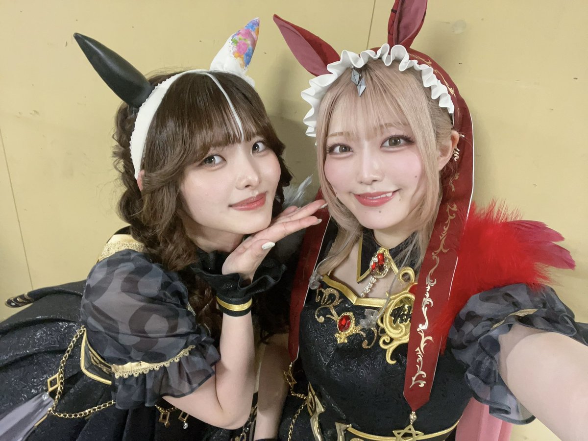 s_hitomi_'s tweet photo. #ウマ娘7th東京D1 🐎💗

フォーエバーヤング役・海弓シュリさん
グランアレグリア役・夏目妃菜さん
カレンブーケドール役・小田杏樹さん
サクラチトセオー役・明智璃子さん https://t.co/3Gh7Ps51C0