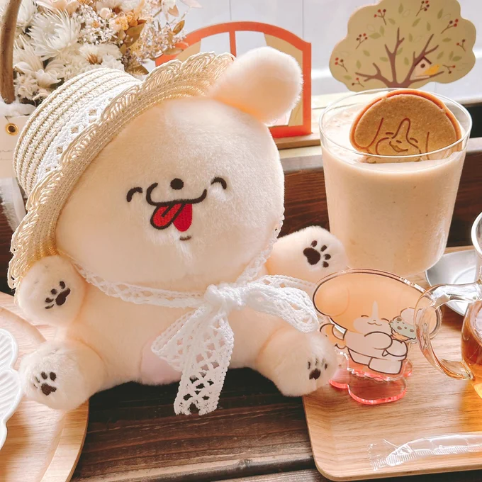 犬井トオルさん( )の「ここにいるよ。」展のコラボカフェ〜!!フードも紅茶も美味しすぎて、紅茶2杯飲んだしかなりのんびりと居座りました…。店内が犬井さんの作品の雰囲気とぴったりなくらい穏やかで、展示もゆっくり見れて本当にいい時間でした!!楽しかった〜