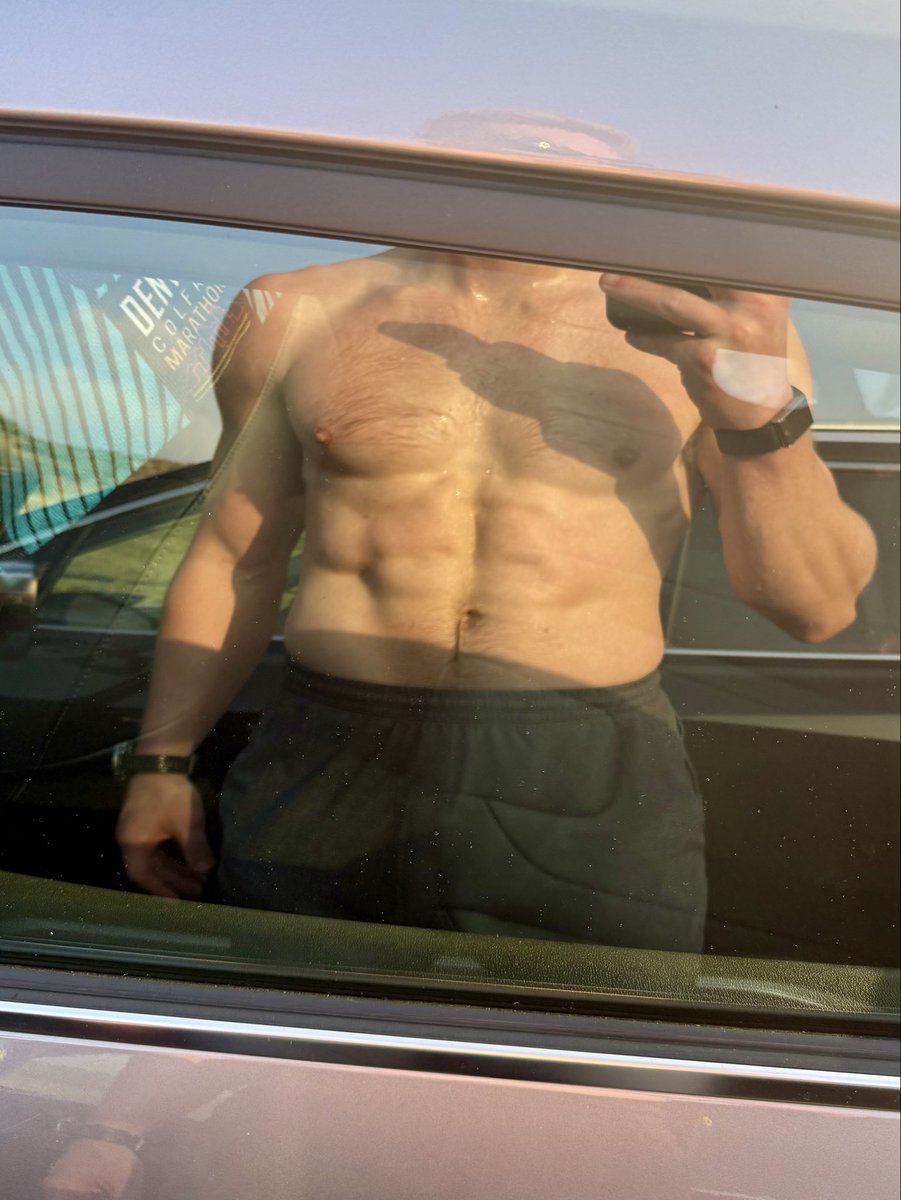notnotchris_'s tweet photo. 😛 https://t.co/vxeP7YCzqD