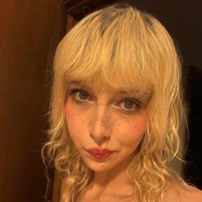 Annatrans117's tweet photo. #NewProfilePic https://t.co/0GqjcXMRD2