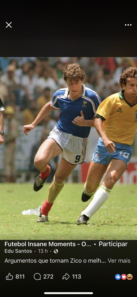 Jmaxsantos's tweet photo. Argumentos que tornam Zico o melhor meio campista da história do futebol:

1- O meia com mais gols da história do futebol
Zico é frequentemente citado como o meia com mais gols da história do futebol, com mais de 500 gols oficiais, um feito praticamente inalcançável para um jogador de meio-campo. 

2- O meia com mais gols pela Seleção Brasileira
Entre os jogadores de meio-campo que defenderam a Seleção Brasileira de Futebol, Zico é o maior artilheiro da história, demonstrando uma capacidade ofensiva única para sua posição. 
(Wikipédia ·) 

3- Maior artilheiro da história do Flamengo, mesmo sendo meia
Zico marcou 508 gols pelo Clube de Regatas do Flamengo e permanece como o maior artilheiro da história do clube, superando gerações de centroavantes e atacantes

4- Brilhou na Europa já acima dos 30 anos
Quando foi para a Udinese Calcio, aos 30 anos, tornou-se um dos melhores jogadores do Campeonato Italiano, então considerado o campeonato mais difícil do mundo.

5 - Um dos maiores cobradores de falta da história
O levantamento estatístico do Sofascore coloca Zico entre os maiores especialistas em cobranças de falta já registrados, destacando sua excepcional taxa de conversão em relação ao número de tentativas. �
Sofascore

5.1 - DUAS VEZES eleito o melhor jogador do mundo:
Antes mesmo da criação do prêmio oficial da FIFA, Zico foi reconhecido internacionalmente como o melhor jogador do planeta em duas oportunidades: em 1981, pela tradicional revista italiana Guerin Sportivo, e em 1983, pela revista inglesa World Soccer, as duas publicações mais prestigiadas do futebol mundial na época. Esse reconhecimento demonstra que, no auge de sua carreira, Zico foi considerado o melhor jogador do mundo pela imprensa especializada internacional

6 - Diego Maradona sobre Zico
Diego Maradona afirmou: "Zico era um fenômeno." Em outras entrevistas, colocou o brasileiro entre os maiores jogadores que viu atuar.

7- Franz Beckenbauer sobre Zico
Franz Beckenbauer declarou: "Zico é um dos maiores jogadores que já existiram." Também lamentou que ele nunca tenha conquistado uma Copa do Mundo, afirmando que isso não diminuía sua genialidade.

8 - Michel Platini sobre Zico
Michel Platini disse: "Se eu jogasse como Zico, faria muito mais gols." Platini sempre apontou Zico como uma de suas maiores referências técnicas.

Reconhecimento mundial
Zico foi eleito diversas vezes o melhor jogador da América do Sul e figura em listas históricas da FIFA, da IFFHS e da revista France Football entre os maiores jogadores do século XX. �
Wikipedia · 1

Craque completo
Poucos jogadores reuniram, ao mesmo tempo, visão de jogo, assistência, drible, finalização, liderança, inteligência tática e poder de decisão. Zico era armador e goleador na mesma proporção, uma combinação extremamente rara na história do futebol.