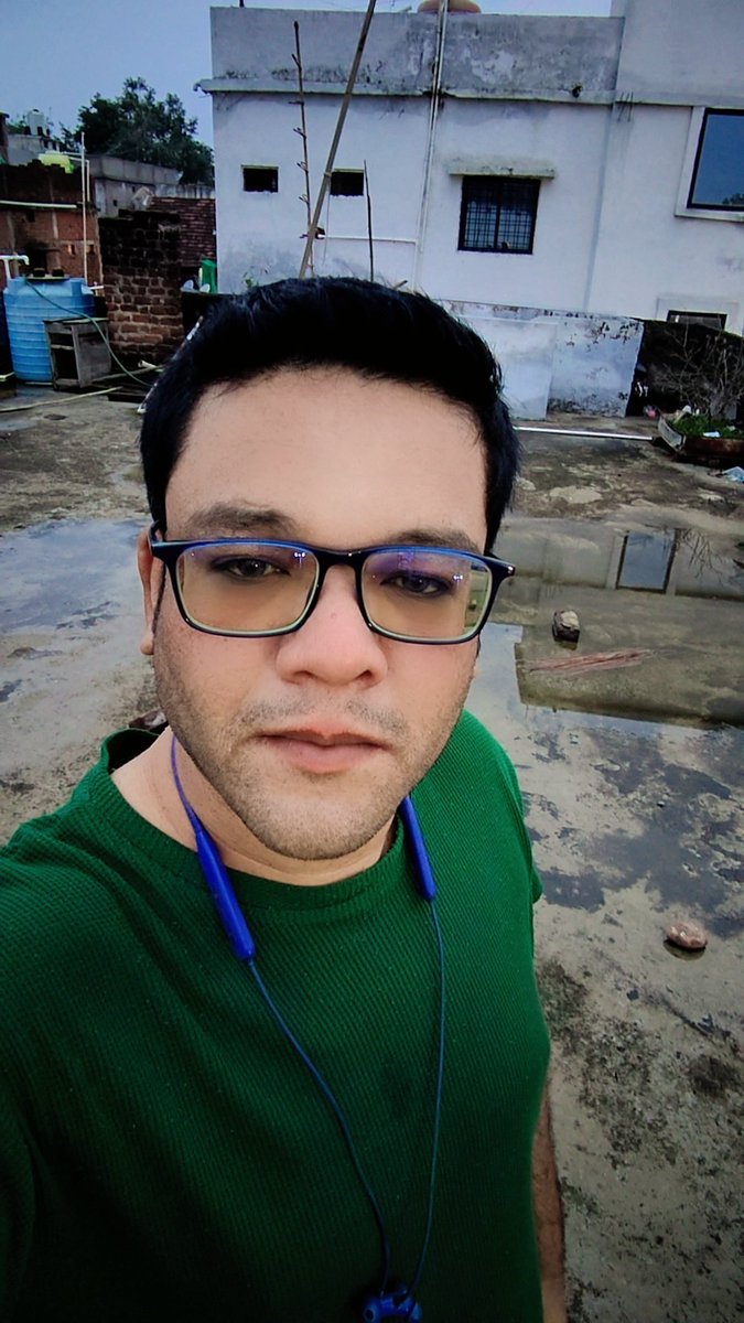 Mobin_M_R_S's tweet photo. 🤓
#Weather #enjoy #life 
#moments #love #self https://t.co/GxWHK1ebTo