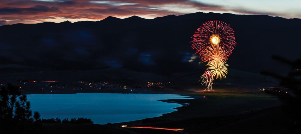 dailynmsunset's tweet photo. happy fourth of july! https://t.co/l5m0kgfcvp