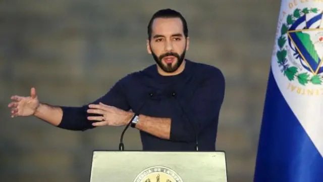 SebGouspillou's tweet photo. Au Salvador 🇸🇻 (6M d’habitants), il y a eu un seul homicide en Juin.
En 🇫🇷, rien que dans la ville de Nantes (300k habitants), deux jeunes sont morts pas balles dans le mois. 
Il nous faut un Bukele. https://t.co/n2x4oaY4fh