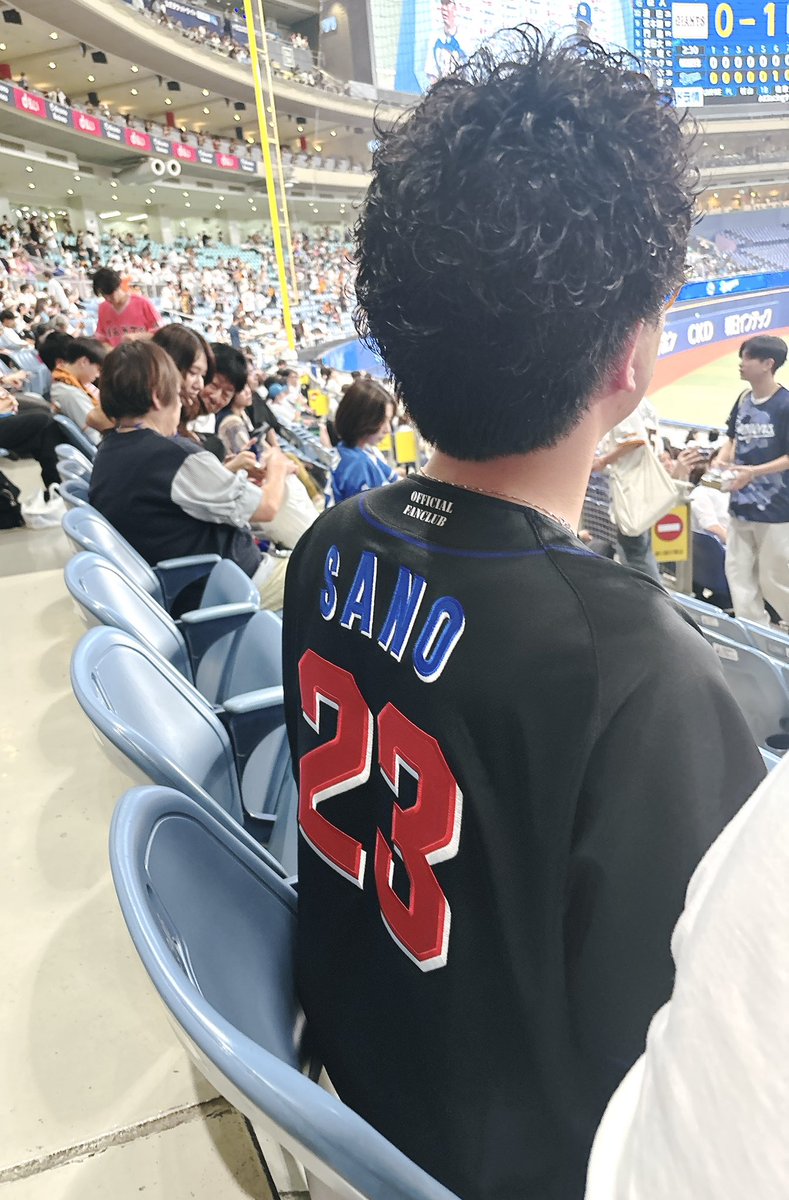CrHitokun's tweet photo. 悔しい🥲
明日は勝つぞ‼️

りったんどこ〜 https://t.co/CKeFW7ezlJ