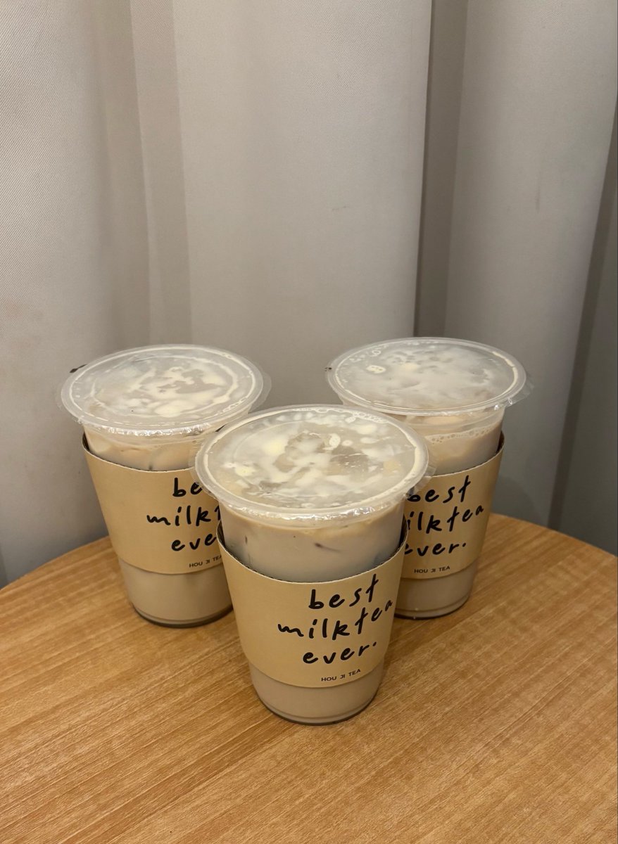 bluesky2mark's tweet photo. Roasted milk tea Hou Ji Tea #loml https://t.co/HSukMRygDg