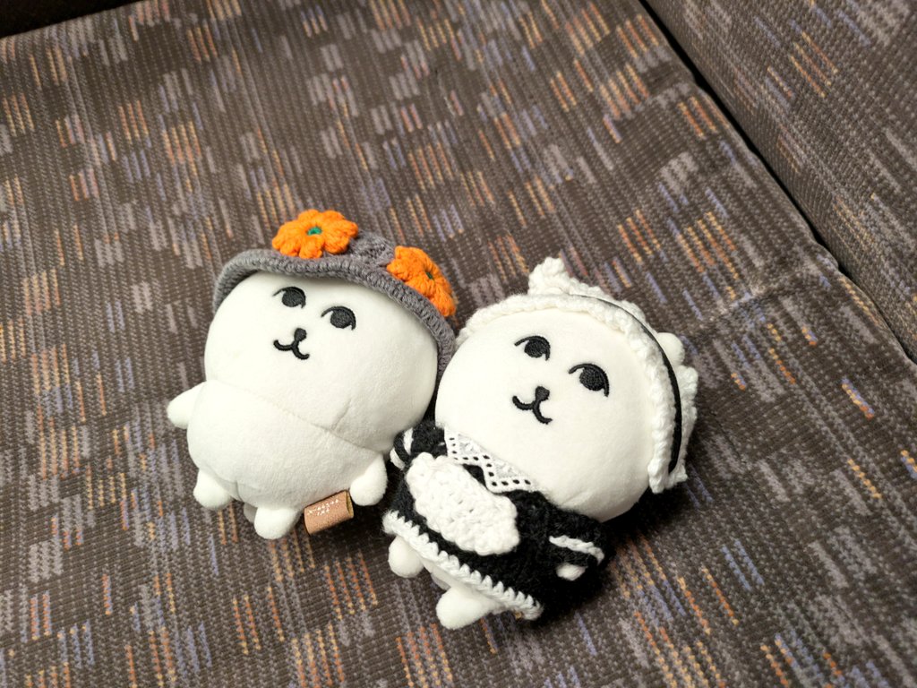 mitarashi1004's tweet photo. 旦那さんと親友に会いに大阪へ
新幹線にしたよ🚄 https://t.co/E2tgIHI89C