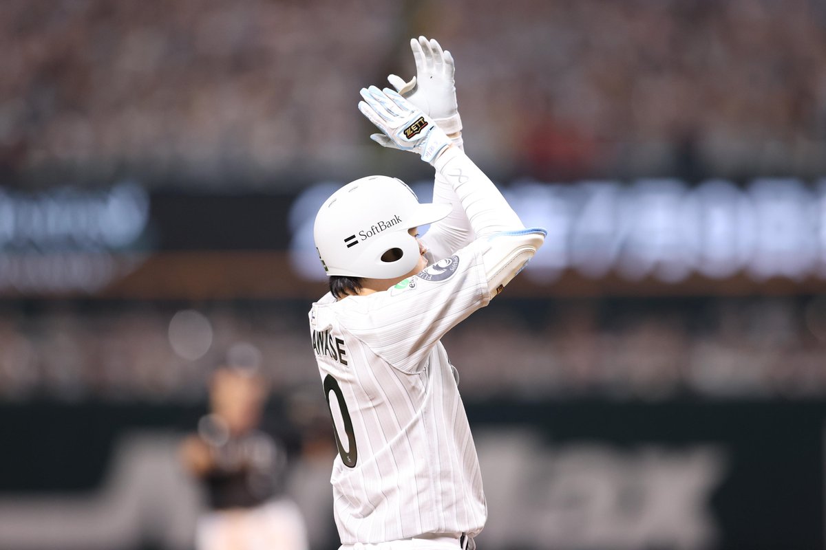 takafullc2's tweet photo. たかほーーーー！！！

これでホークス、引き分けを挟んで6連勝です！

先発のスチュワート投手が6回途中2失点で5勝目！

4回、柳田悠岐選手と川瀬晃選手の連続適時打で逆転に成功しました！！！

頼もしい勝ちパターンたちも無失点ピッチ！！！

首位キープです！！！！！

#sbhawks #鷹フル https://t.co/yRSw7PygE3