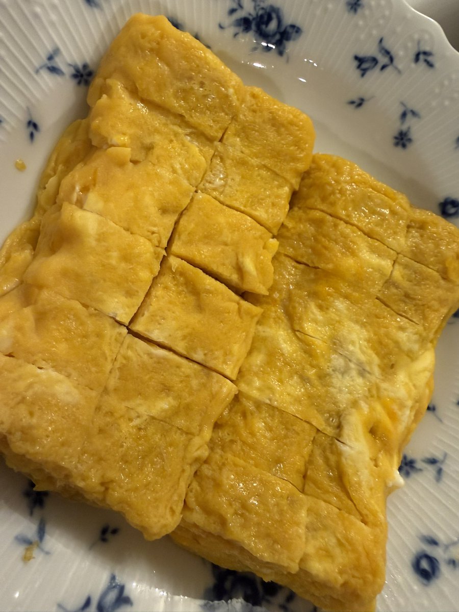 shoko55mmts's tweet photo. ごはんこさえた

炊き立てミルキークイーン
あぐー豚舞茸なす鬼下ろしポン酢
おさしみアボカドコチュジャンユッケ
あまい白だし卵焼き

スイカ🍉 https://t.co/ArJQFcVsD1
