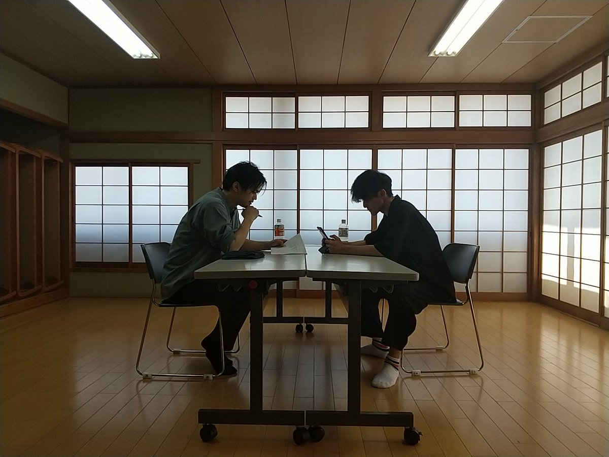 moregoofys's tweet photo. モアグー関西組、稽古開始。

『名前のない演劇祭D』
2026.8/9(日)17:30/20:00
※17:30はパンドラの水槽様、20:00は境界閃様との二本立て

会場→北池袋新生館シアター

【MoreGoofy’s演目】
『Muh Muh Kalb』
作・演出：上田ダイゴ
出演：西村裕慶、銭山伊織、北山聖佳

#モアグー https://t.co/8MS5E7woDJ