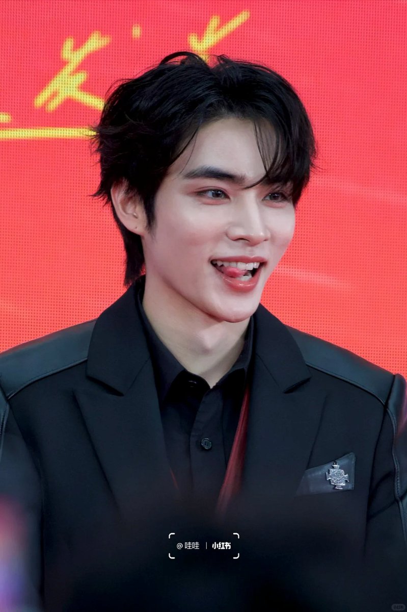 88xiaojun8's tweet photo. シャオジュン 肖俊 Xiaojun 샤오쥔 https://t.co/VH9BA8rI6X