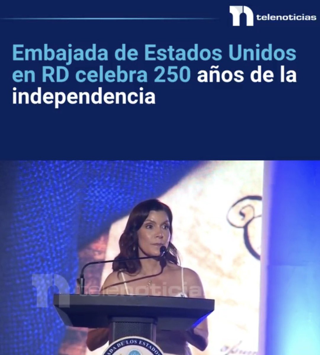 VinicioSenador's tweet photo. La embajadora EU @AmbLeahCampos hizo anoche en su brillante discurso gran defensa de la libertad expresión como un valor eje de la convivencia social y democrática . En momentos en que hay varios artículos nuevo CP entrarán en vigencia en RD el 3 agosto que atentan contra libertad expresión , es claro mensaje el tema puede tener repercusión internacional . Es urgente Congreso Nacional suprima esos artículos de manera urgente . Tenemos Gobierno y un Pte democrático y tolerante a la crítica . Así lo han demostrado en 6 años .