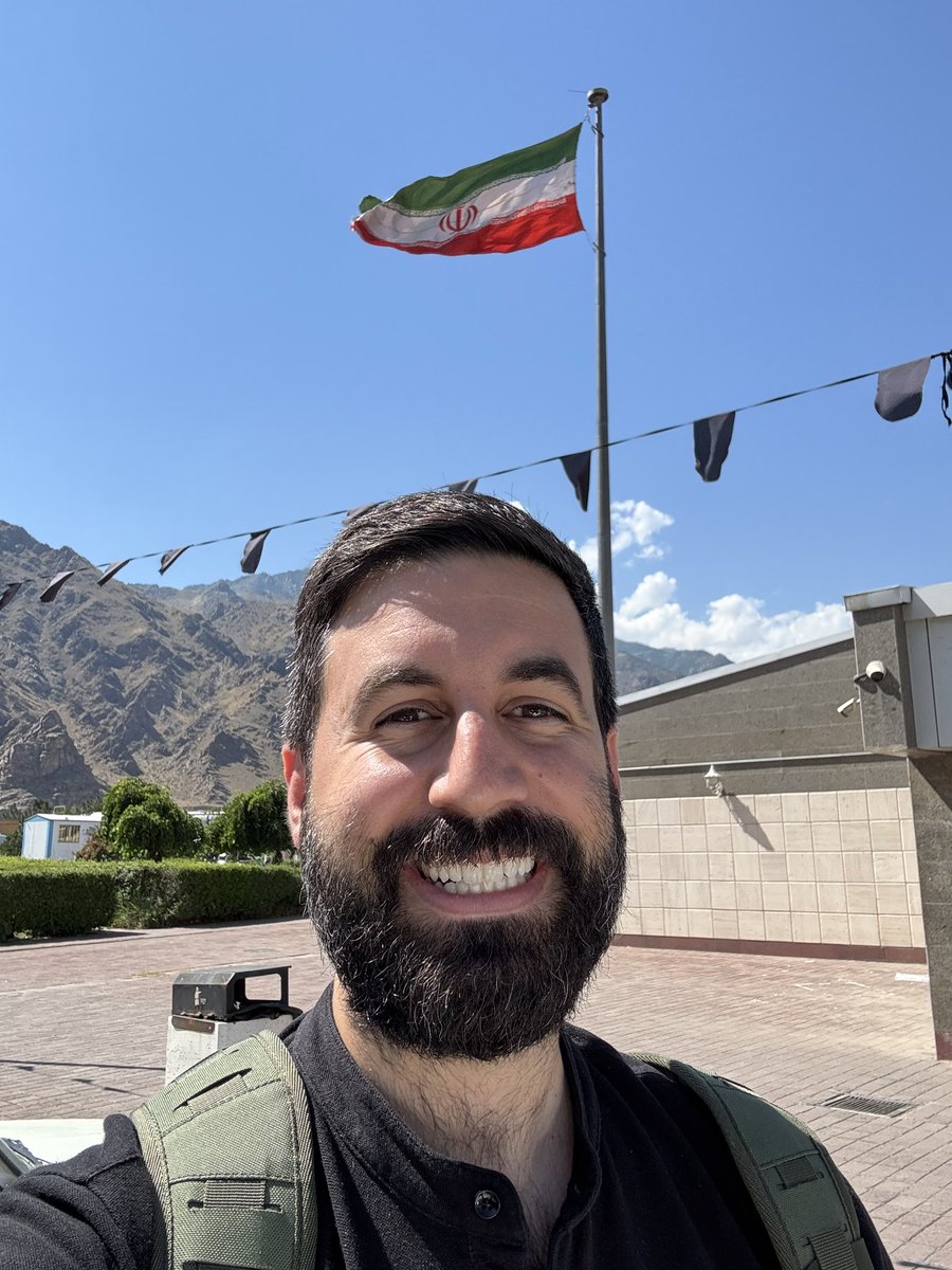 Christopher Helali tweet media