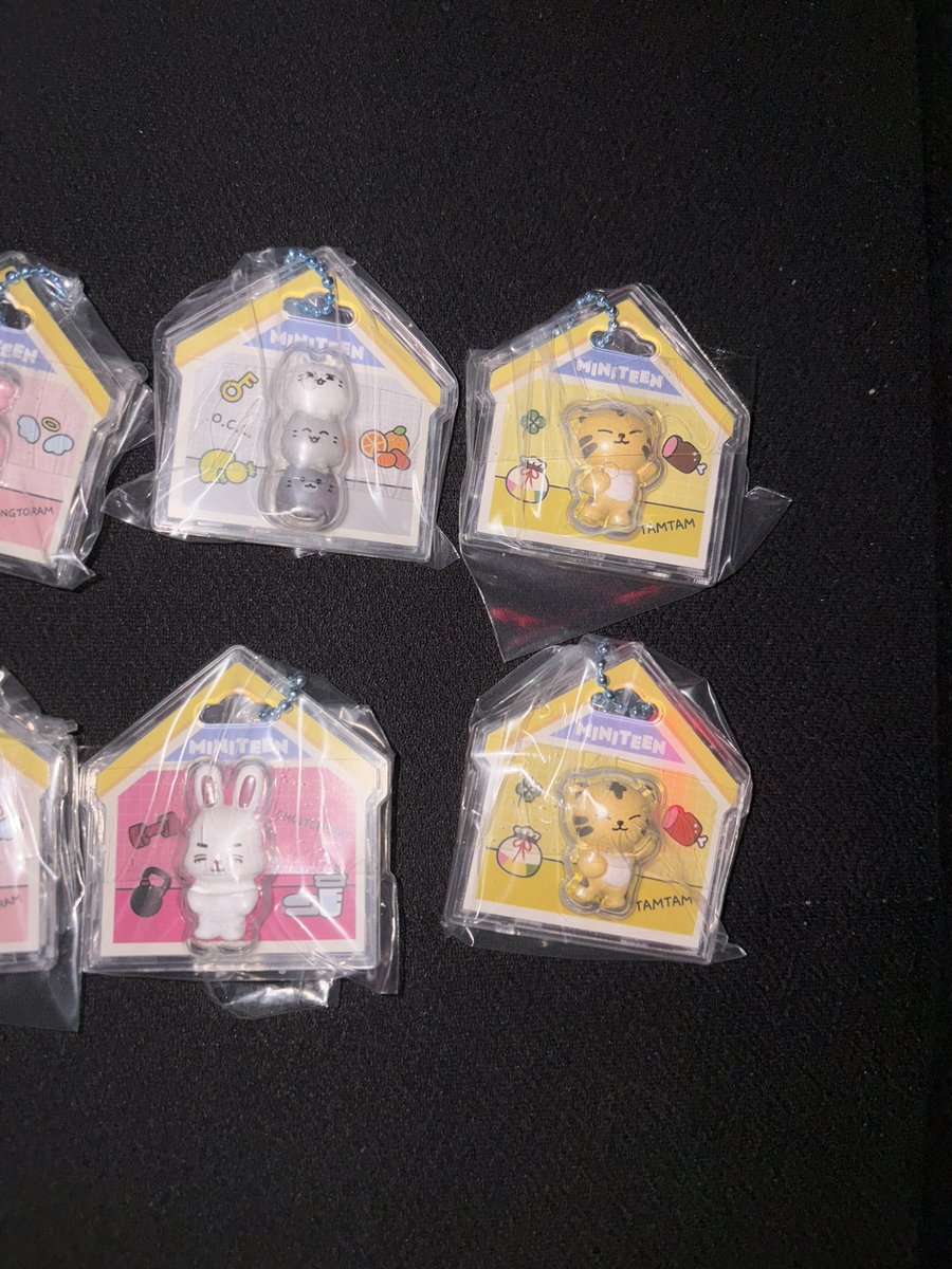2azhvu's tweet photo. ミニティーン パッケージチャーム

郵送希望

求 ウォヌ ミンギュ

譲 クプス ジョンハン ホシ ジュン スングァン ディノ

買取 定価➕手数料
 #SEVENTEEN  #ミニティーン https://t.co/AfMLJisiPk