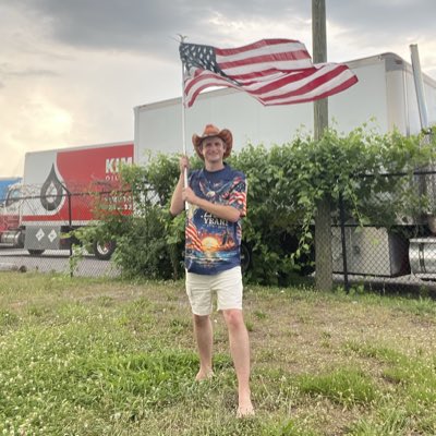 TnMatthewAllen's tweet photo. #NewProfilePic https://t.co/aaKOlFmCNr