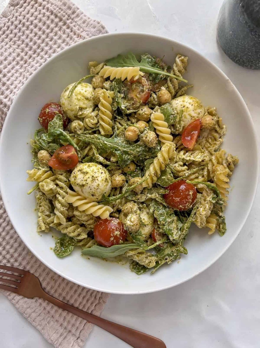 lazylambzz's tweet photo. letting pinterest plan my meals !! 𐔌՞ ܸ.ˬ.ܸ՞𐦯 

໒꒱ breakfast
໒꒱ lunch 
໒꒱ dinner
໒꒱ dessert

yes i just did this and i will do it again and again 😈 
my god i miss pasta… https://t.co/tjbrKuvgaK