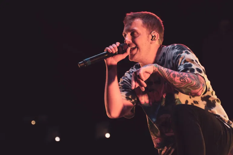mxdwn's tweet photo. I Prevail (@IPrevailBand) Join Forces With Amira Elfeky For Collaborative New Single & Video “Paradise”
#IPrevail
https://t.co/KrqBUWOSBo https://t.co/47tfrGM1nw