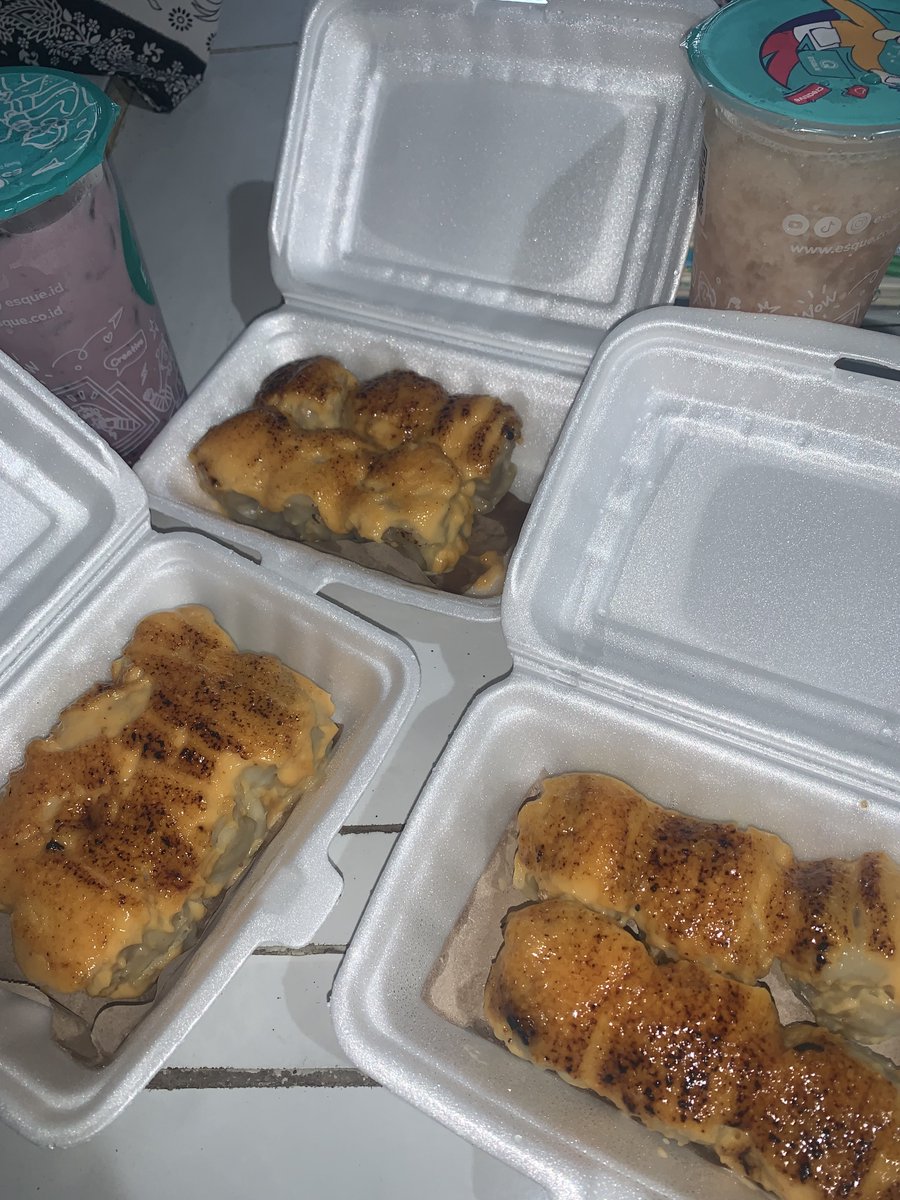 Lucelloa's tweet photo. kalau dimsum mentai adalah manusia myb sudah aku pacarin~ https://t.co/MLeJaLUuH8