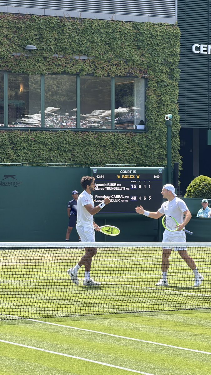 gasparlanca's tweet photo. Vamos! 5th time’s the charm for Francisco Cabral, into the doubles Round of 16 here at #Wimbledon (alongside Lucas Miedler) for the first time.

The 11th seeds beat Buse/Trungelliti 4-6, 6-4, 6-1. It’s also their first time going this far as a team in a Grand Slam (5th event). https://t.co/pW9KBEHpTm
