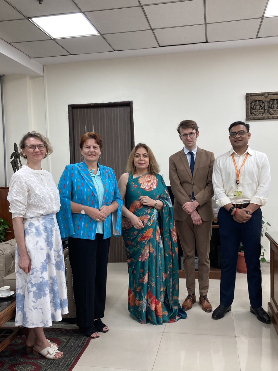 LTEmbassyDelhi's tweet photo. Today Ambassador @DMickeviciene had a warm and productive meeting with Additional Secretary @MEAIndia @Pooja_Kapur to discuss ways to further strengthen 🇱🇹🇮🇳 Lithuania-India ties, including during Lithuania’s Presidency of the Council of the EU 🇪🇺 in the first half of 2027. https://t.co/0K2gpzlzJr
