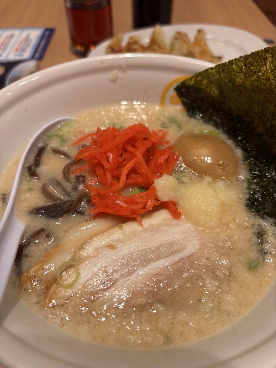 BtmDts's tweet photo. どうも、通りすがりのホモです。
Timing didn’t work out today, but I’m all good! Skipped the sex, went straight for cold drinks and a delicious bowl of ramen instead. Heading home happy and still horny 😏🍜🍻 https://t.co/onfX1xHq5u