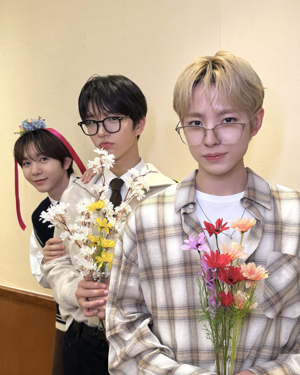 youyuuchii's tweet photo. love this trio https://t.co/YO1WrDSsUC