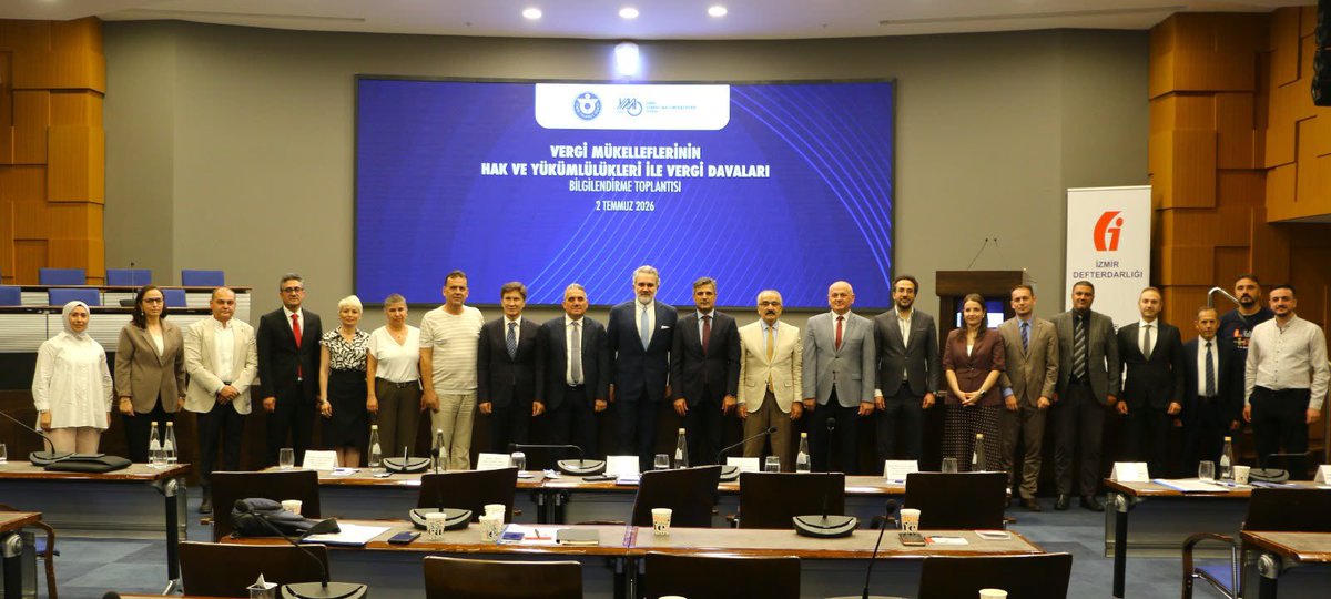 izmir_vdb's tweet photo. konulu seminer Usul Müdürümüz Sayın Özcan CERRAH ve Hukuk İşleri Koordinatörümüz Sayın Neşe KARA’nın sunumları ile gerçekleştirilmiştir. @AlanliOmer https://t.co/RMwi4zAA3I