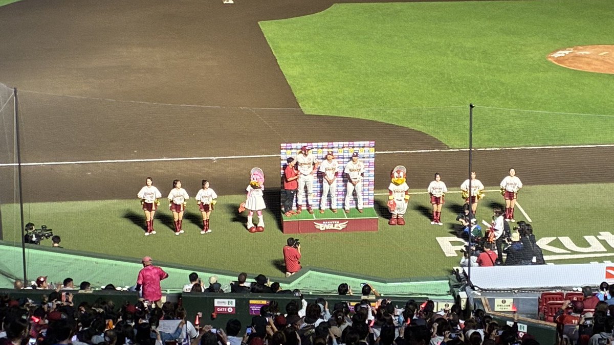 moriwashimax's tweet photo. 背の順で草 https://t.co/j2gu6z5CHH