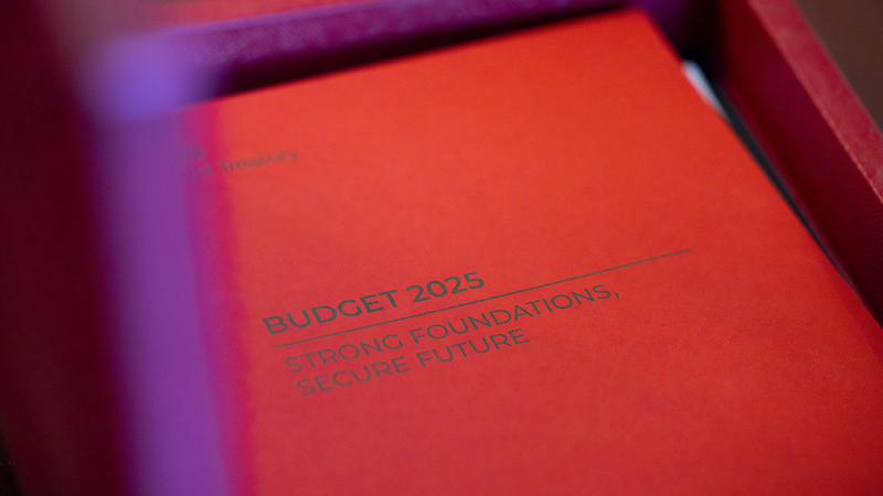 PA_Adviser's tweet photo. Quilter has urged the Chancellor of the Exchequer to prevent damaging pension speculation ahead of the 2026 Budget.

https://t.co/I3666KbRRc https://t.co/BbgBFxKSX7