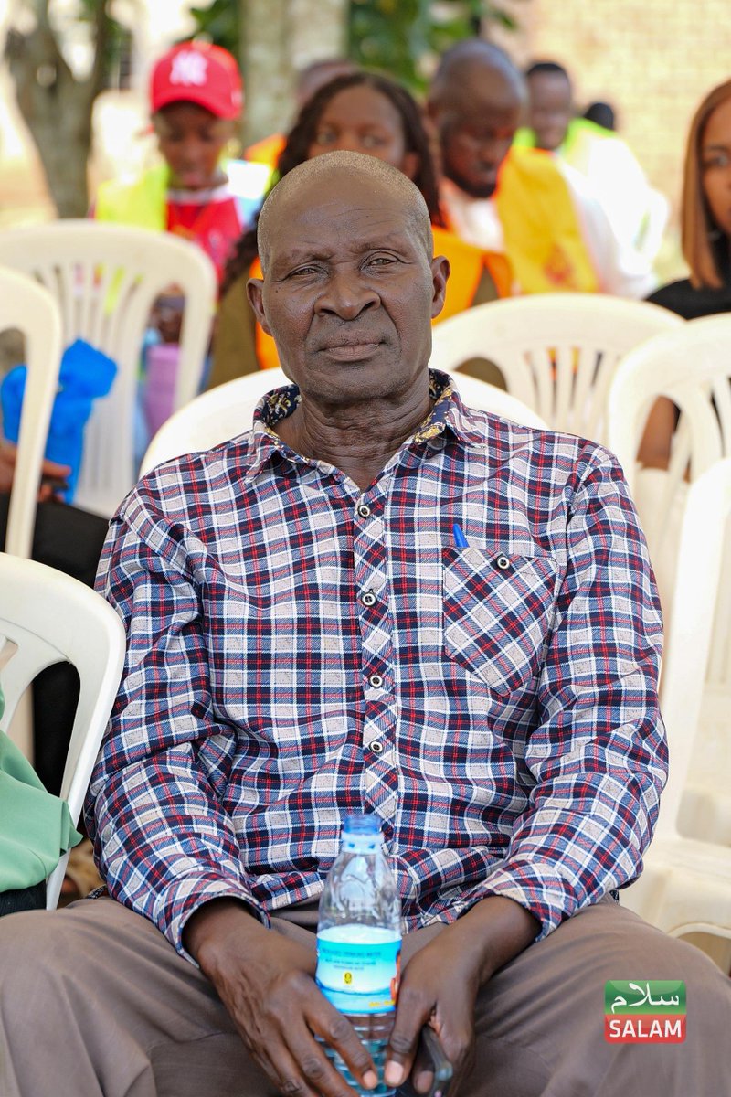SalamTvUG's tweet photo. The Local Council Chairman for the Kalasa Ssemuto Road area, where Salaam Estates Phase 3 is located, assures residents of strong security and access to quality services.

#SalamOmumanyi || #SalamUpdates https://t.co/QAZq1mlxtO