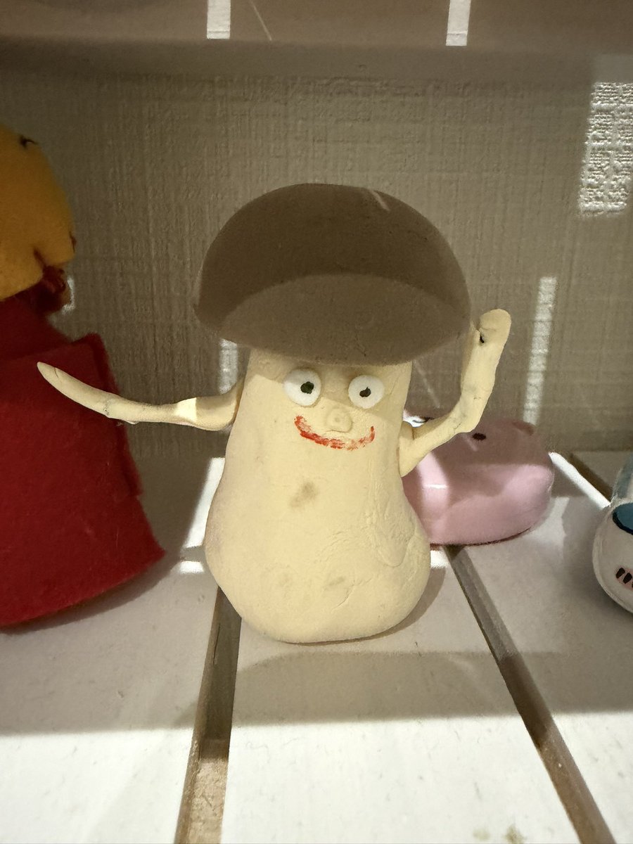 silveraspara's tweet photo. グッズなんか無かったから自作するくらい好きすぎて滅からの20年ぶりにたぎる思い https://t.co/Flr7AtVoS1