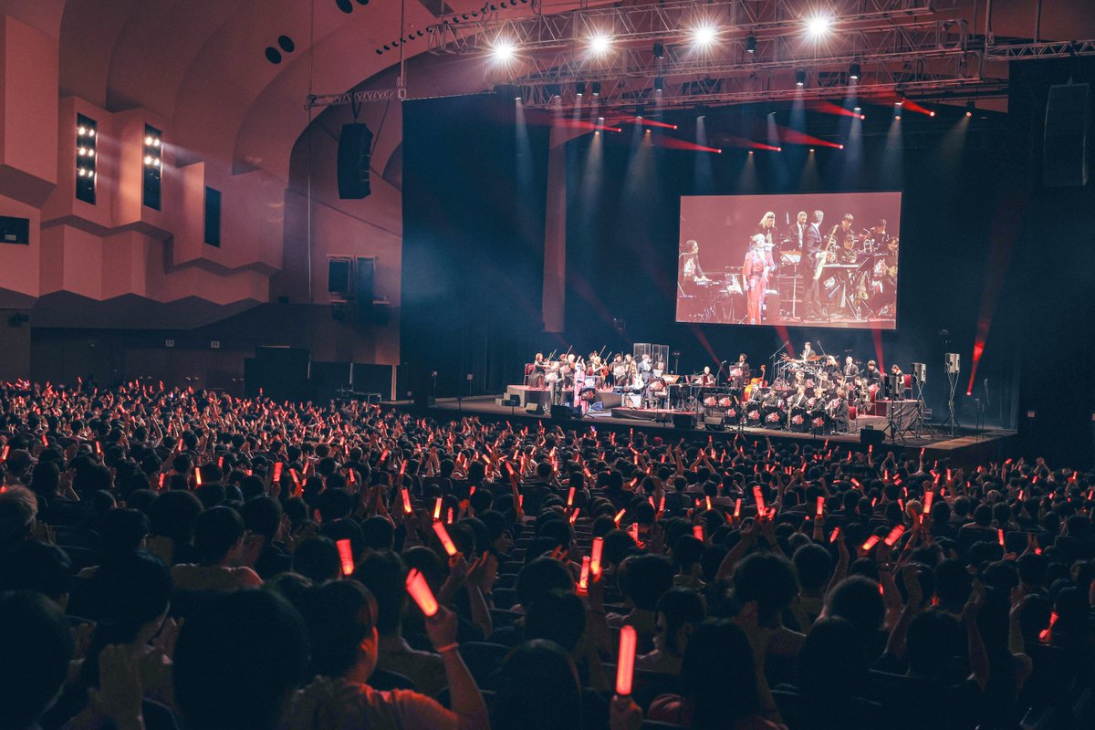 ATLUS_Gamemusic's tweet photo. #ペルソナ５ スペシャル・ビッグバンド・コンサート 2026 ツアー、全行程大盛況のうちに終了いたしました！
日本を含むアジア7都市、全10公演に渡る大規模なツアー、各地熱狂的な盛り上がりでした🔥
ご来場いただいた皆様ありがとうございました！！

本日これよりセットリストのネタバレを含むポストも大歓迎ですので、
ぜひぜひ「#P5BB」「#ペルコン」 タグをつけて感想をお願いたします🤩

▼アンケートフォームはこちら
https://t.co/KtcjvRZDuN