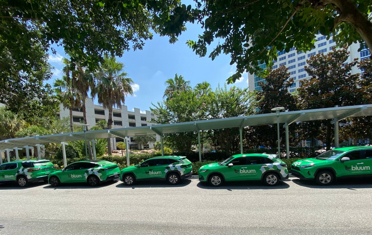 carvertise's tweet photo. Bluum is on the move in Orlando. 🚗

This week, Carvertise is onsite at ASCD Annual Conference, powering Bluum’s Branded Chauffeur campaign with wrapped vehicles designed to move attendees and extend brand visibility beyond the conference floor.

@Bluum_EdTech #eventmarketing https://t.co/aHMT6yqCDN