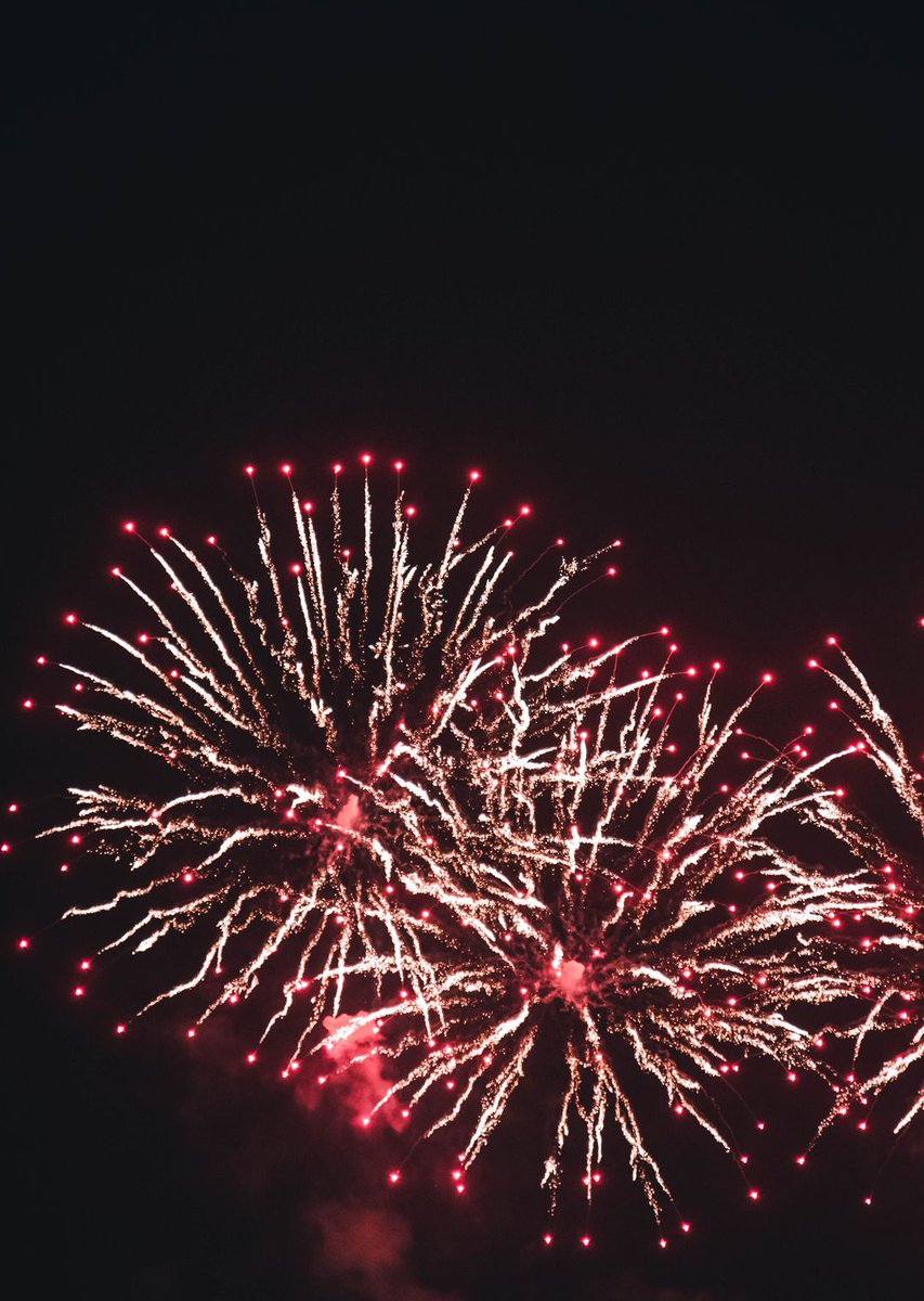 StDentistry's tweet photo. For 250 years, Americans have worked hard to build healthier lives for their families. 🔴⚪🔵

One thing that hasn't changed is the value of prevention. Taking care of small problems before they become big ones is yet another great American tradition. 

#OralHealth #Dental https://t.co/q1Gc90REK8