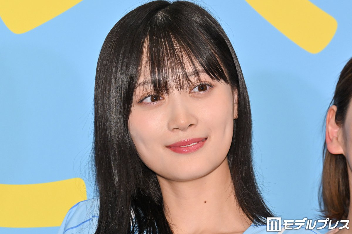 modelpress's tweet photo. 山下美月、天然発言炸裂で共演者から驚きの声
本人は照れ笑い

📸高画質写真多数
https://t.co/Ghf0nDUn5i

山下は、冒頭の挨拶にて「あ、えっと…何役でしたっけ？」と自身の役名が出て来ず困惑。共演者から「えー！」と驚きの声が上がり、本人は照れ笑いを浮かべていた。

「成瀬は天下を取りにいく」囲み取材・公開ゲネプロ