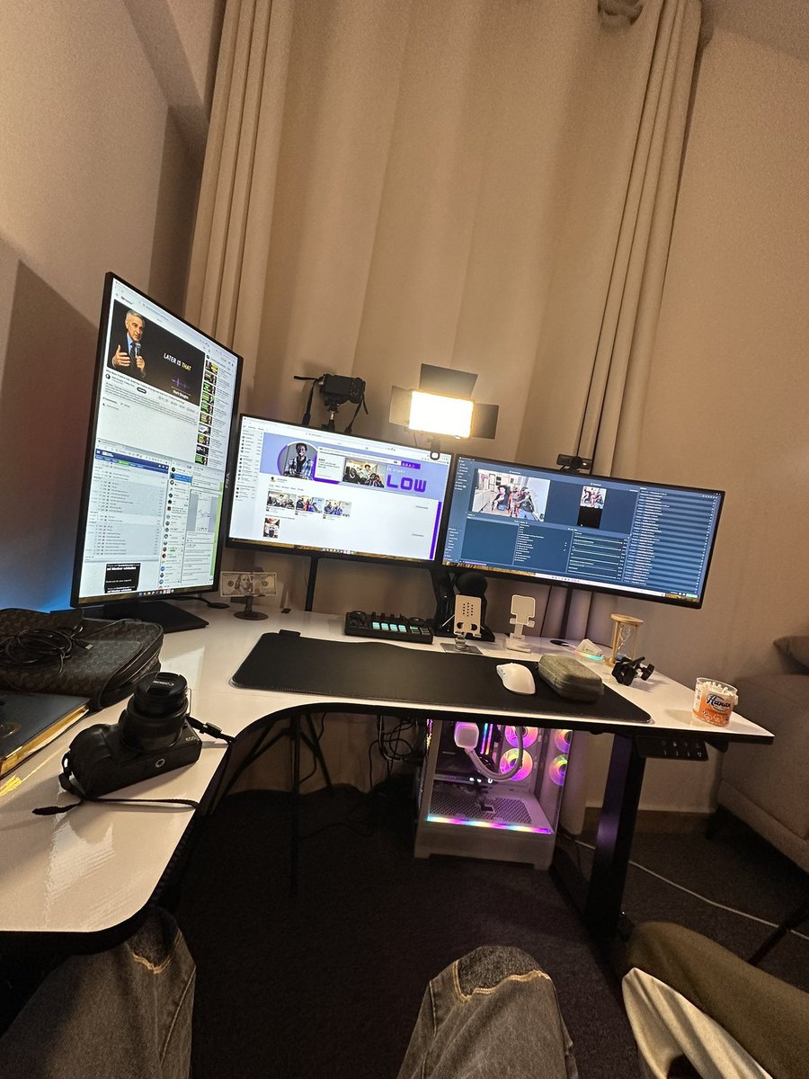 Łn tweet media