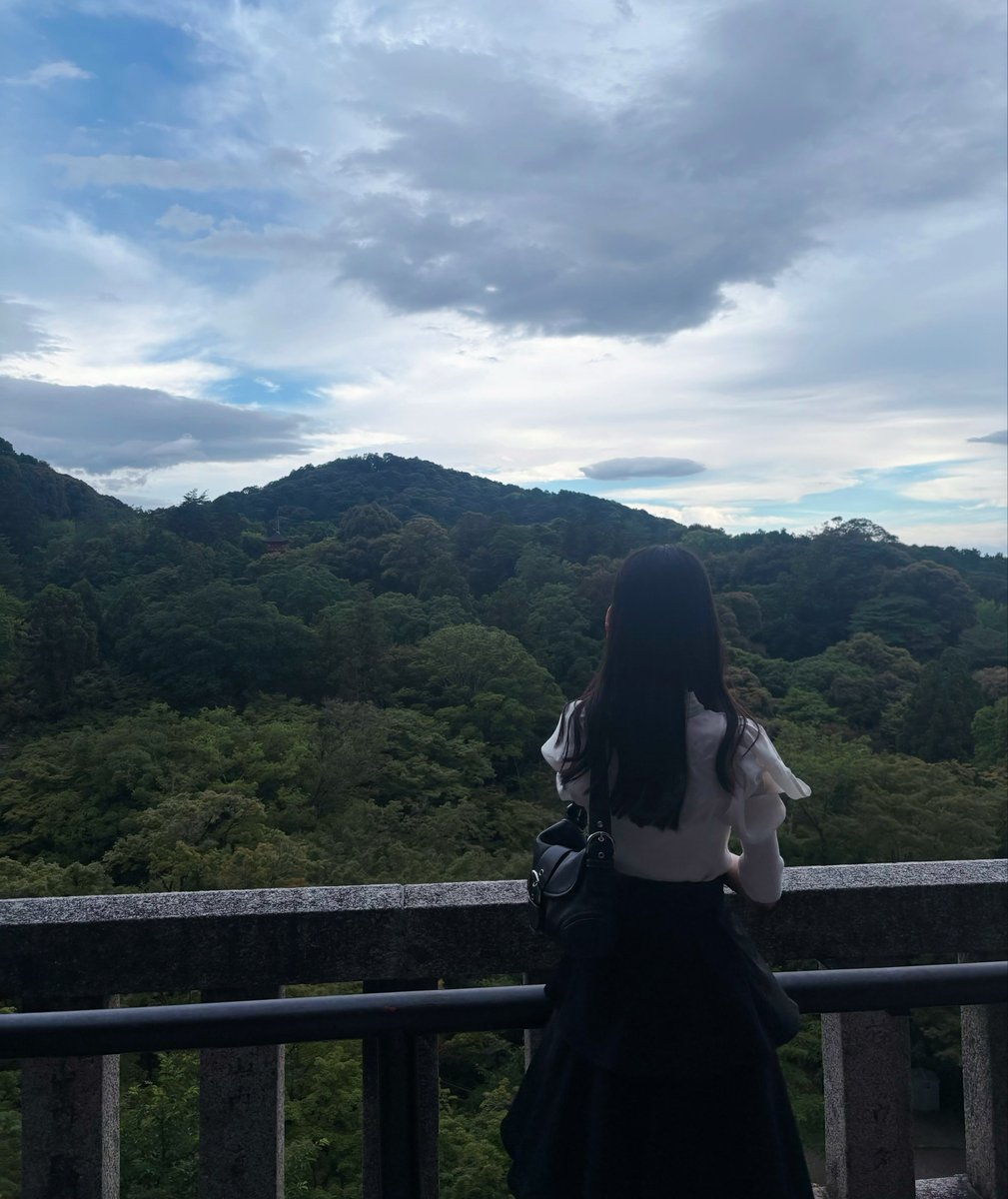 mOvO_V's tweet photo. 清水寺いったよー🍁 https://t.co/7YQ5tJvofo