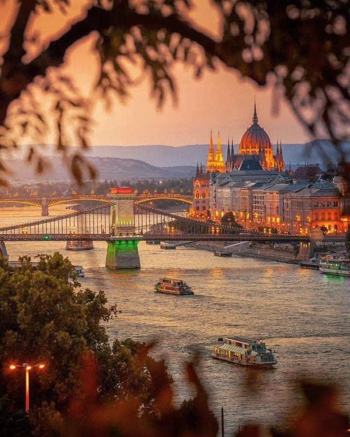 PrettyCitiesX's tweet photo. Budapest, Hungary 🇭🇺 https://t.co/Dgwiv3Gs7W