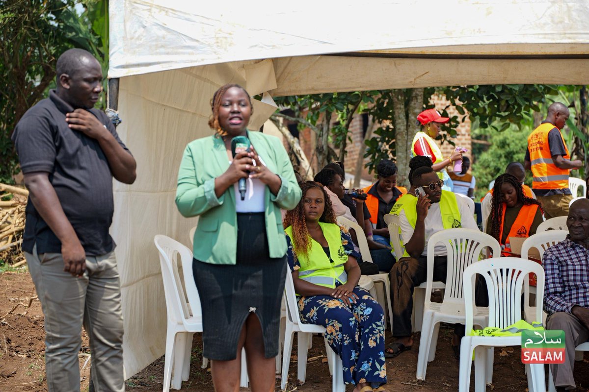 SalamTvUG's tweet photo. Many people turned up at Salaam Estates Phase 3 in Kalasa Ssemuto Road for its official unveiling, with several securing sharia-compliant plots from Infotrust Property Consultants.

#SalamOmumanyi || #SalamUpdates https://t.co/f70nhk20XZ