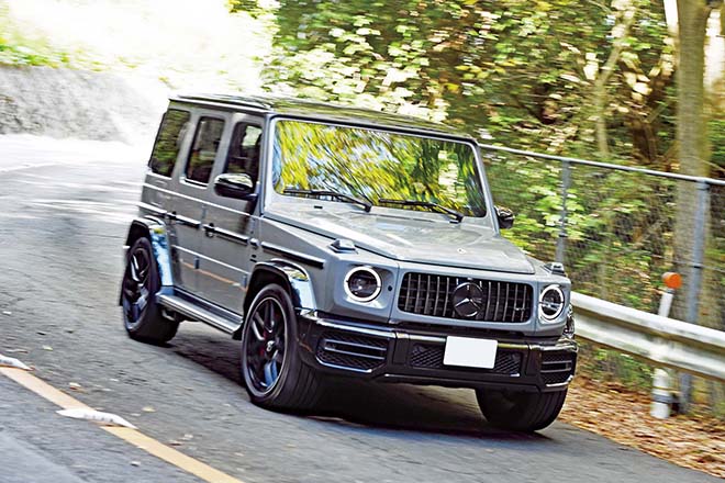 tuners_jp's tweet photo. 【TUNERSアーカイブ】
一流のインポートアフターパーツを扱う橋本コーポレーションが、自信を持ってお勧めしているエキゾーストシステムがアクラポヴィッチ
取材協力:#橋本コーポレーション
Gクラスパーフェクトブック VOL.8 掲載
https://t.co/2DUw2zB8m0
#gクラス
#gclass
#tuners https://t.co/vRfajIjOs8