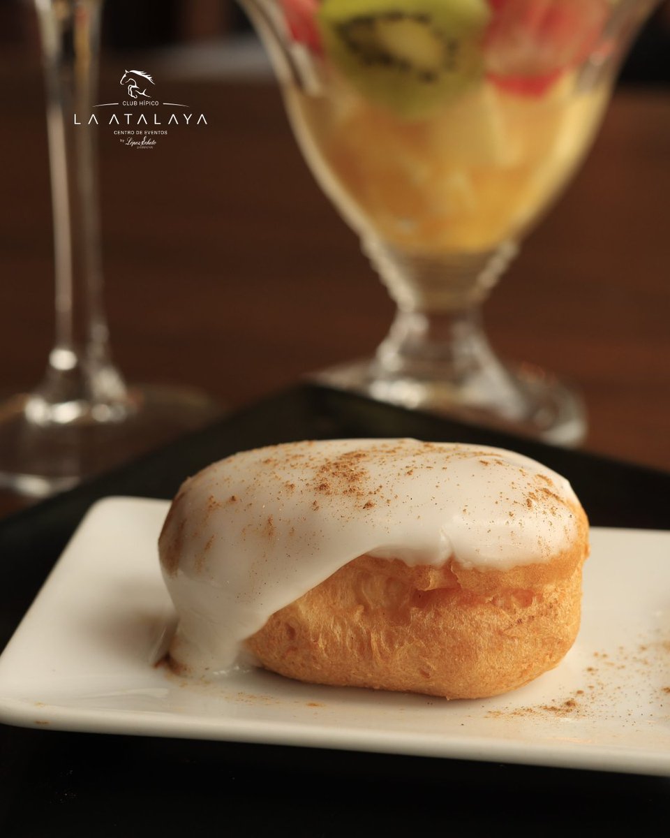 AtalayaEventos's tweet photo. Disfruta de los deliciosos postres de @LopezEcheto que acompañan a nuestro brunch. ¡El toque dulce perfecto!

Reserva tu brunch a través del teléfono 📲 615 618 475 o el email atalayaeventos@lopezecheto.com https://t.co/w1uyPbdbzI