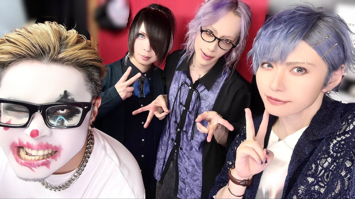 official_yui's tweet photo. 『Music Impulse vol.2』
ご来場ありがとうございました！

歌上手二人に囲まれてハモる時間はとても贅沢でした。

想定外の事も多い1日だったけど演者も含めみんなの楽しそうな顔が見れて良かった😌

次は9.17 
4周年記念ディナーショーやります！

まーくん•刻さん•RyOくんも出てくれるのでお楽しみに。

詳細は近日発表するのでしばしお待ち下さい。