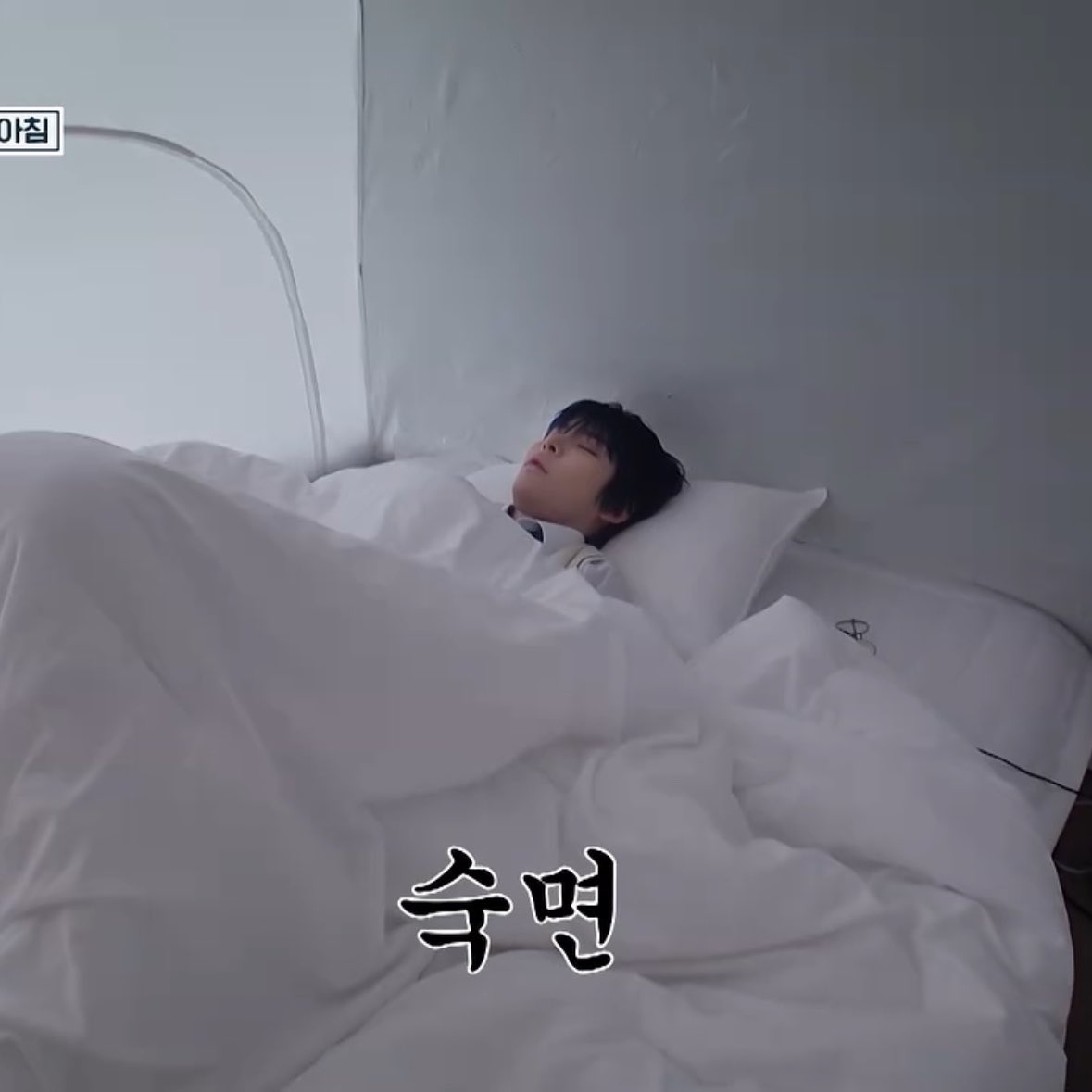 twentiedfour's tweet photo. mood https://t.co/oglPyNNUQY