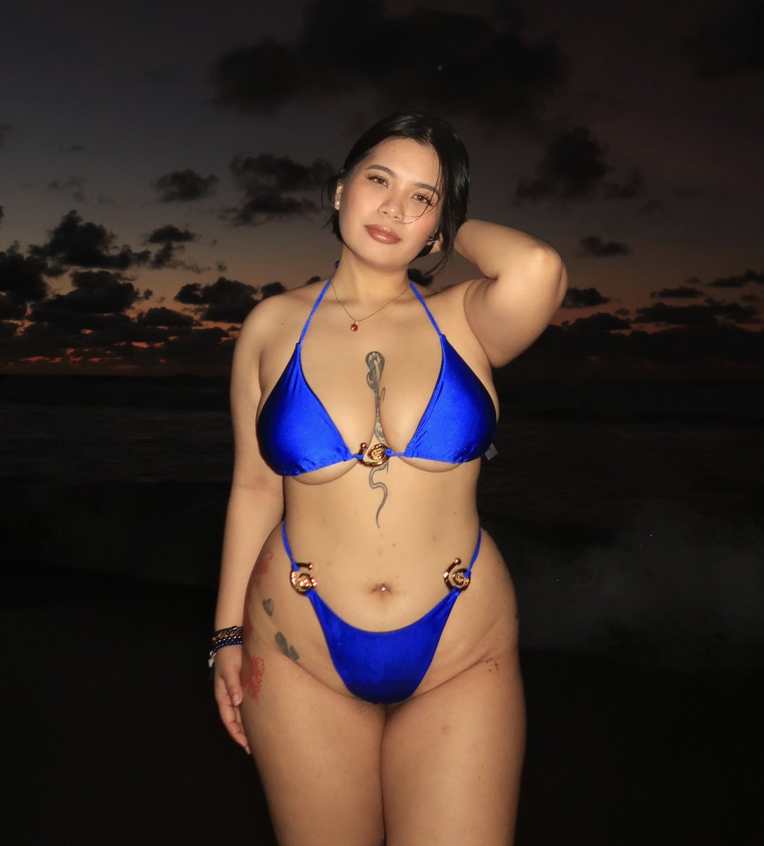 mamacitaaaaaa_'s tweet photo. rate me 1-10 https://t.co/NH2mQbU9Wq
