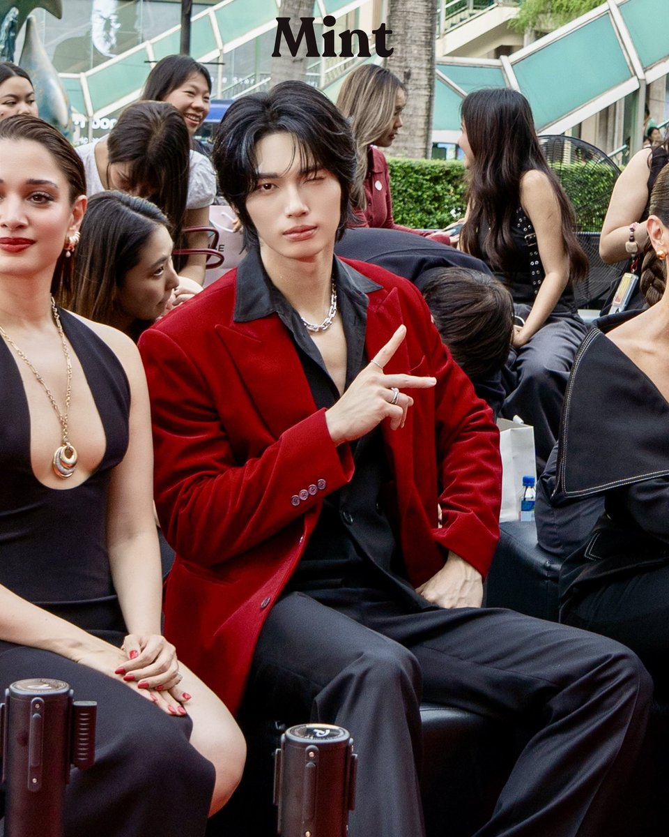 mintmag_th's tweet photo. มาจึ้งกันหมด! เสิร์ฟมาอีกภาพจึ้งของหนุ่ม ‘วิน เมธวิน’  Friend of SHISEIDO ประเทศไทย พร้อมด้วย ‘แอน-เอมี่-บอนนี่’ และ ‘ภูธัชชัย-ภีมวสุ’ BUS และเหล่าคนดังเอเชีย ร่วมงาน ULTIMUNE Studio: LISA’S BACKSTAGE ป๊อปอัปอีเวนต์ระดับเอเชียแปซิฟิกสุดยิ่งใหญ่จาก SHISEIDO ชวนเปิดประสบการณ์ Immersive ที่ได้รับแรงบันดาลใจจากแนวคิด FAST. SLOW. FREE. ณ centralwOrld 💚

📸 ชมภาพ https://t.co/EvQzXVAxAX

📍ตามมาเปิดประสบการณ์ที่ ULTIMUNE Studio: LISA’S BACKSTAGE ได้แล้ววันนี้–9 กรกฎาคม 2569 ณ centralwOrld 

#LISAwithULTIMUNE
#SHISEIDO
#ULTIMUNE
#LISAxSHISEIDO
#ULTIMUNESTUDIOatCENTRALWORLD
#MintMagTH