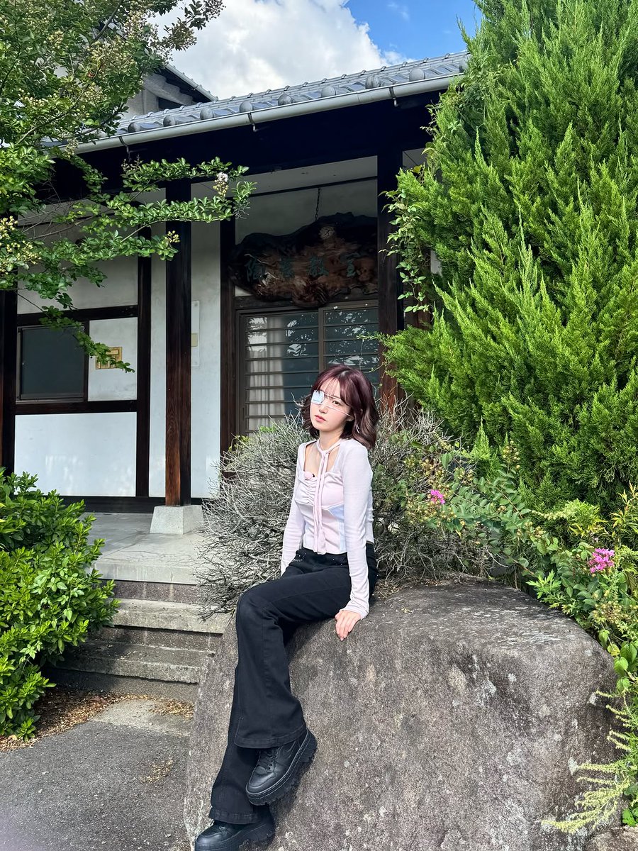 imstillpeach's tweet photo. 260702 #히토미 인스타

미노도자기 도예 체험 비하인드🌸 https://t.co/0ZhKM3eht5