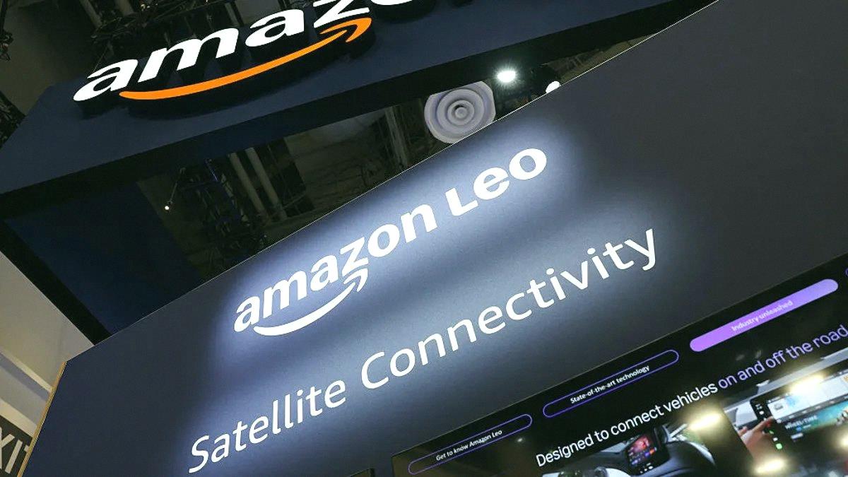 midiman10's tweet photo. アマゾン（$AMZN）が今年中に自社の衛星インターネットサービスを始める条件をクリアしたよ
ULAのロケットがさらに29機の衛星を軌道に投入して、アマゾン全体で390機以上になったんだ。これで今年中に初期サービスを開始できる見込みだけど、一つだけ問題点が：
そのうち約60%がULAの古いアトラスV https://t.co/R1uRtYyOIv