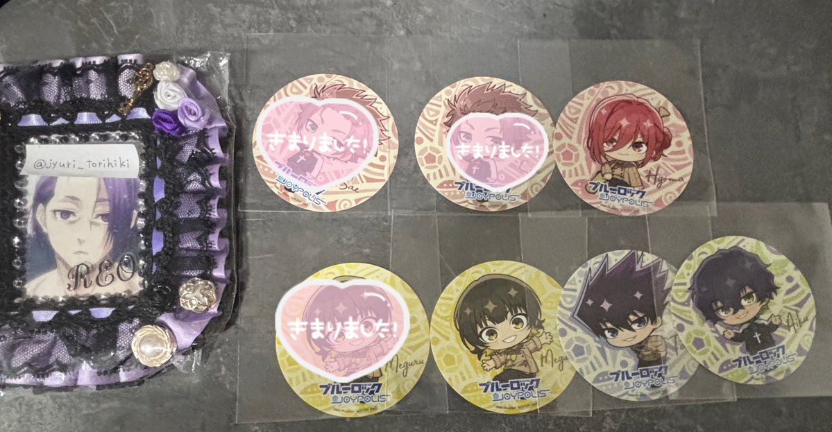 jyuri_torihiki's tweet photo. 【交換　譲渡】ブルーロック　ブルロ　ジョイポリス　ディッピンドッツ　アイス　コラボアイス　特典

譲）千切1、蜂楽1、烏1、愛空1

求）氷織（友人分）or 
　上段▶︎300円/枚＋（送料）
　下段▶︎200円/枚＋（送料）

郵送or都内手渡しor7/5 ジョイポリス手渡し

お気軽にお声がけください https://t.co/JWHh9jbSSH