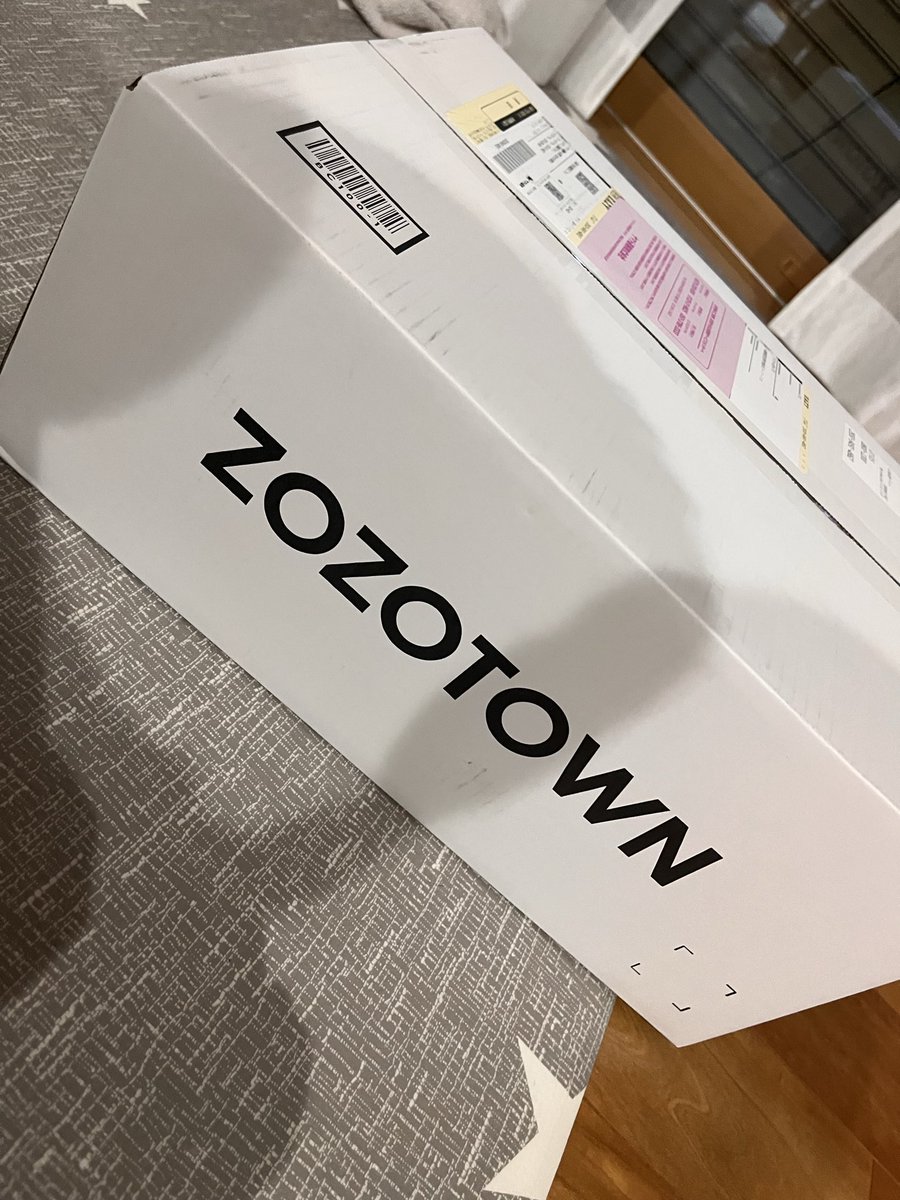 9b_r8's tweet photo. 白箱
#ZOZOSALE箱CP https://t.co/94rr7yfBB1